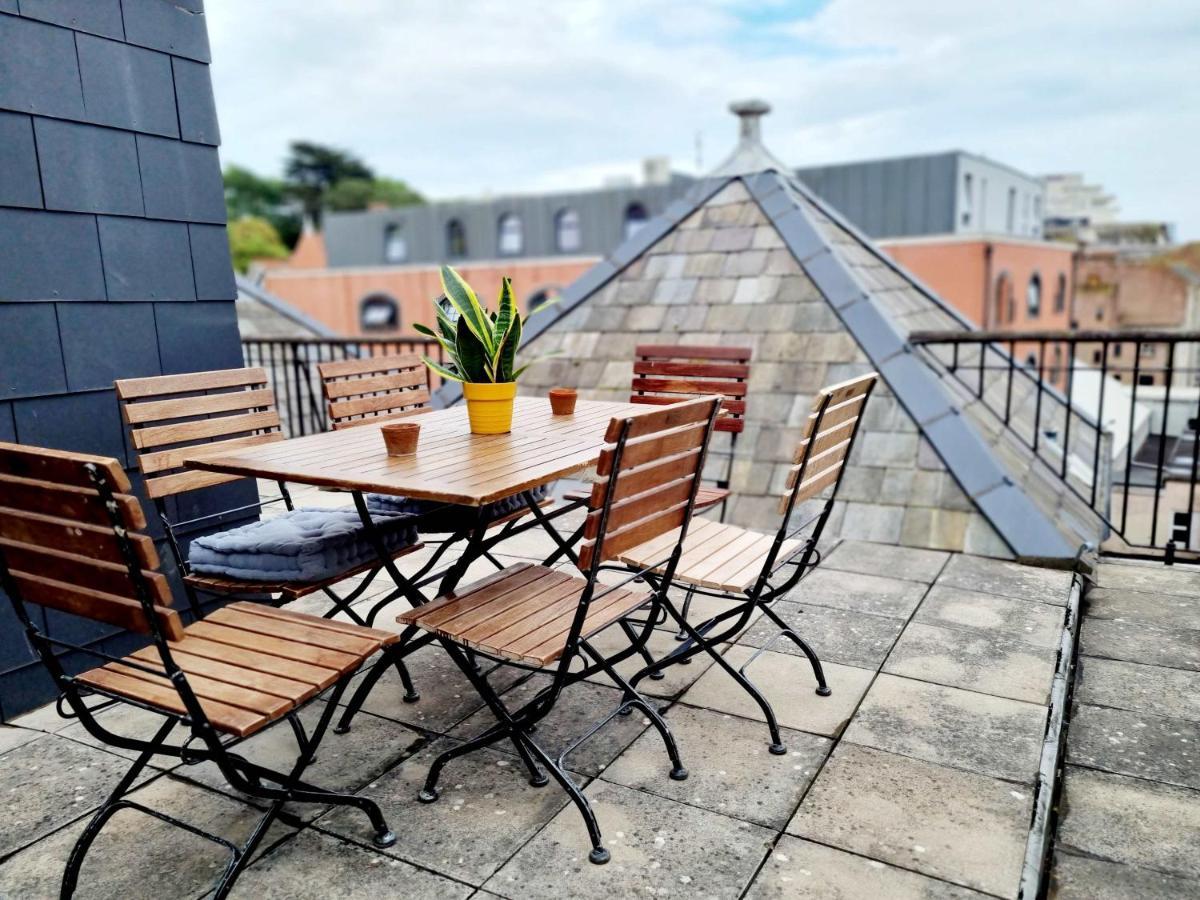Cityscape Haven: 1 Bedroom Apartment With Terrace And City View Bournemouth Luaran gambar