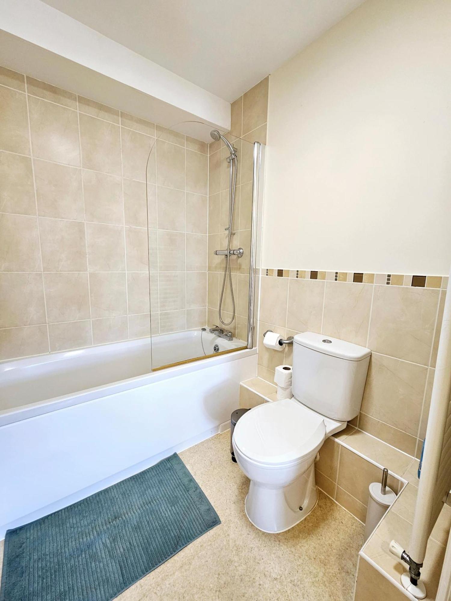 Cityscape Haven: 1 Bedroom Apartment With Terrace And City View Bournemouth Luaran gambar