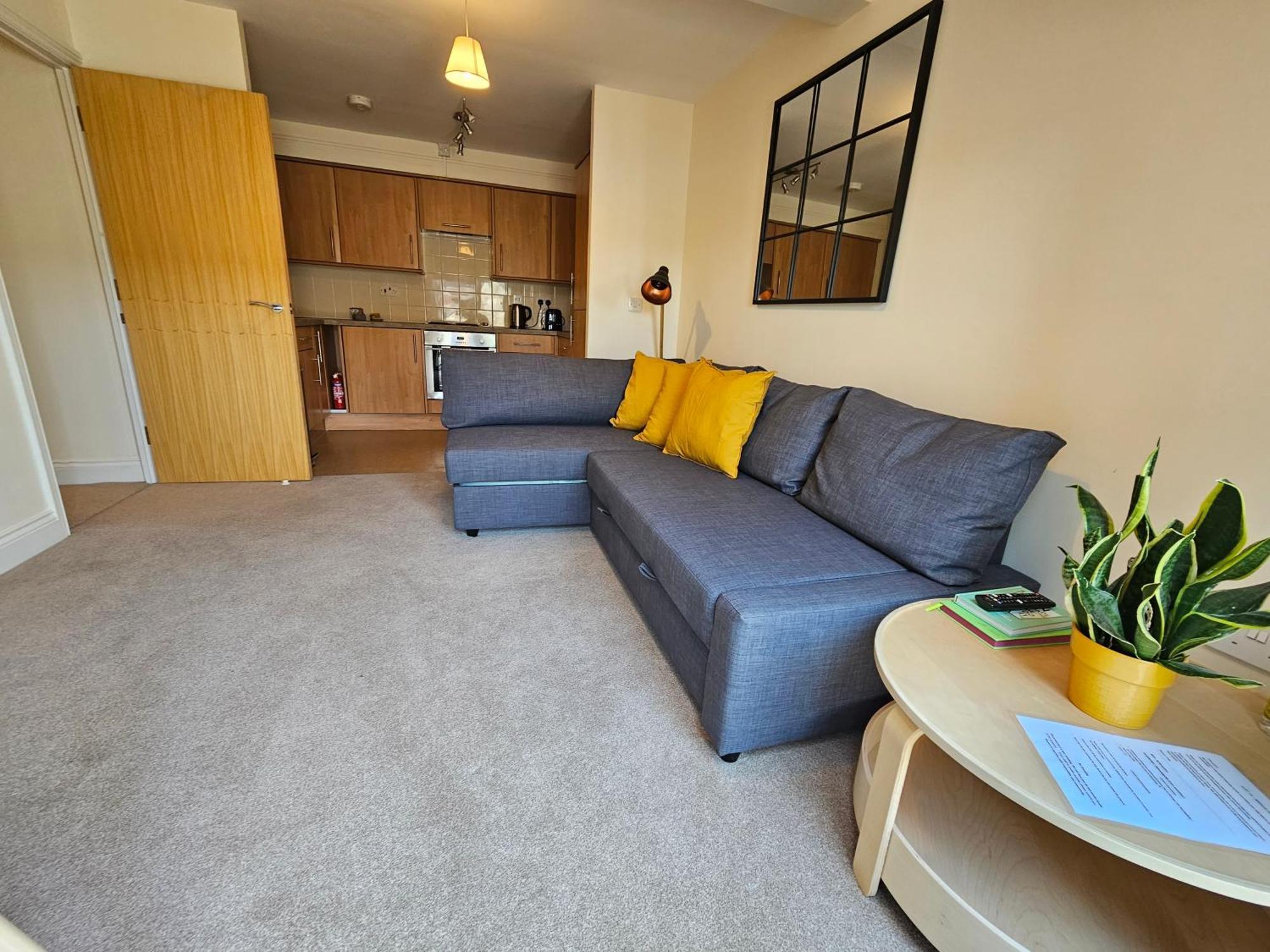 Cityscape Haven: 1 Bedroom Apartment With Terrace And City View Bournemouth Luaran gambar